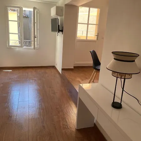 Centre - Grand Avec Terrasse Apartament *