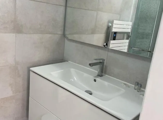 Centre - Grand Avec Terrasse סן טרופז