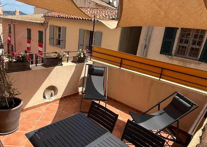 Centre - Grand Avec Terrasse *